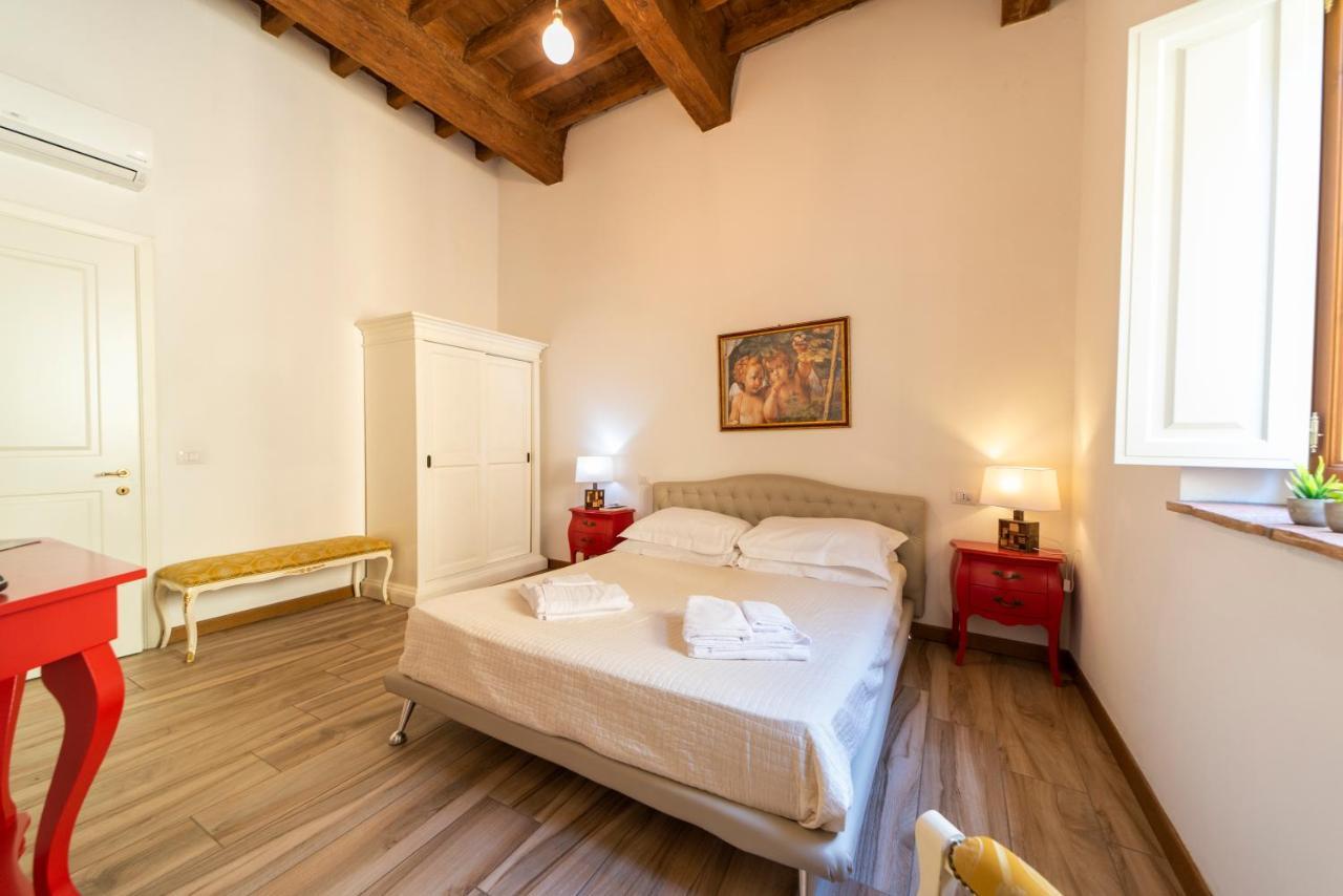 Residenza Santa Croce Apartment Firenze Bagian luar foto