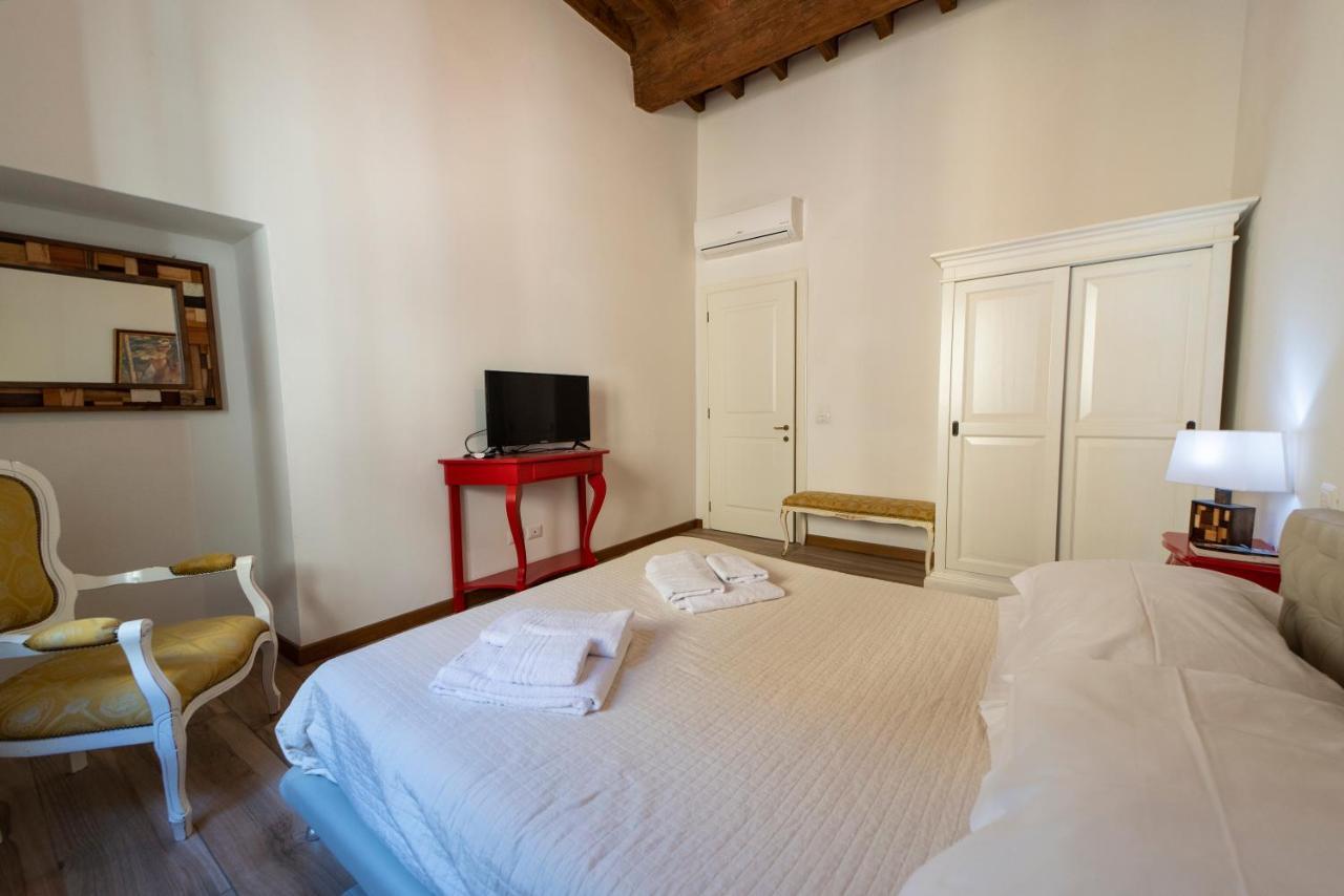 Residenza Santa Croce Apartment Firenze Bagian luar foto